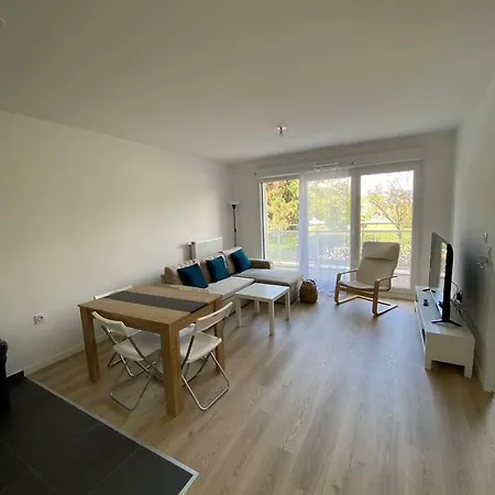 Flat Near Paris 1 Min From The Metro Bobigny