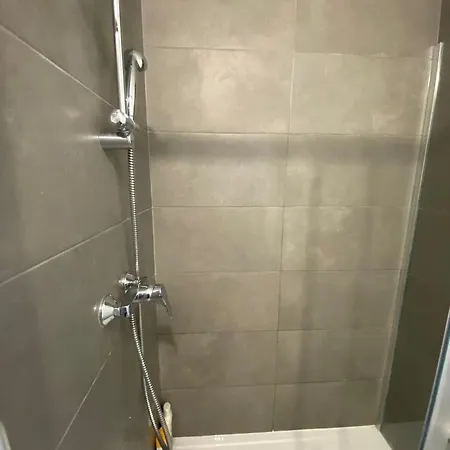 Flat Near Paris 1 Min From The Metro Bobigny